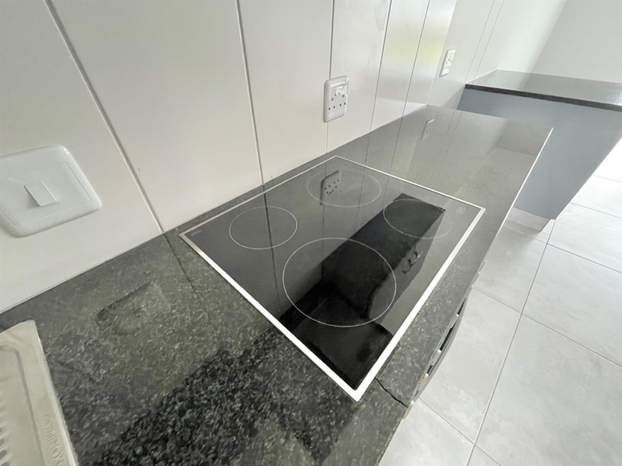 2 Bedroom Property for Sale in Reebok Western Cape